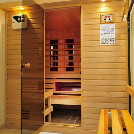 Hotel Amrath Media Park 3*