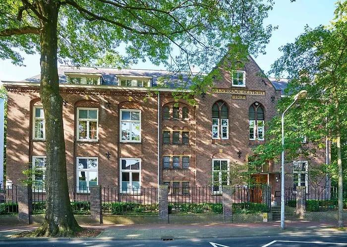 Amrath Media Park 호텔