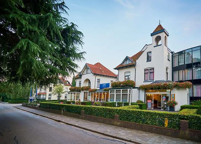 Amrâth Media Park 3*